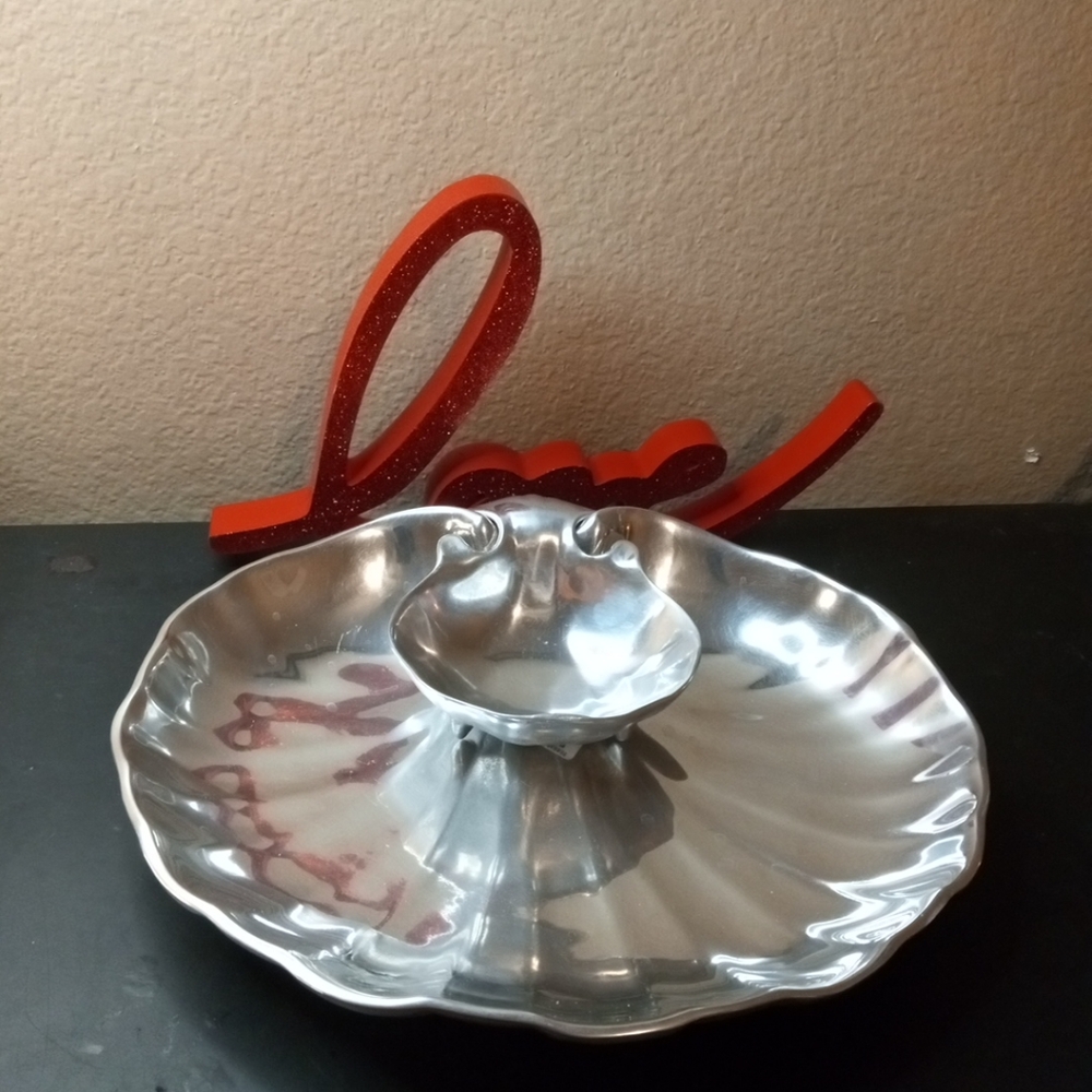 GORGEOUS VTG Wilton Armetale 11" Shell Shaped Chip & Dip Bowl Set